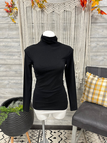 Black Pamila Roll Top