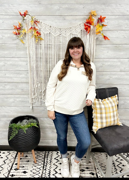 Diamond Pattern Pullover Plus
