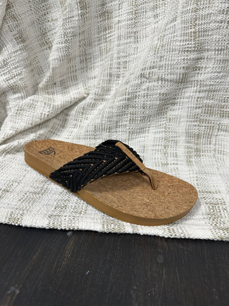 Reef Cushion Strand