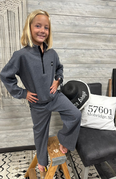 UA Cropped Pull Over