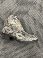 Bos and Company Snake Shoes