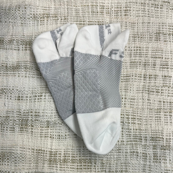 Plantar Fasciitis No Show White