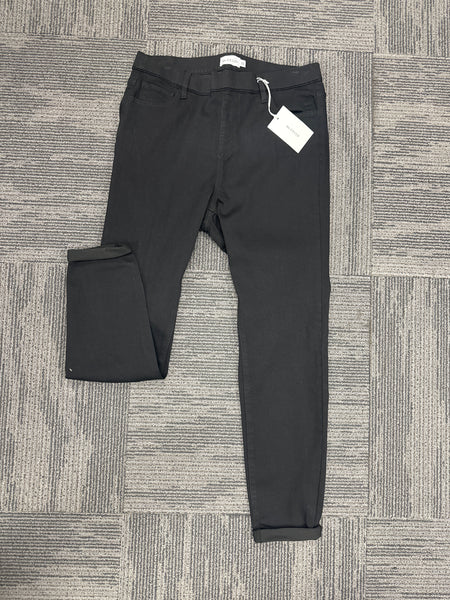 Plus Cello Pull on Crop Skinny