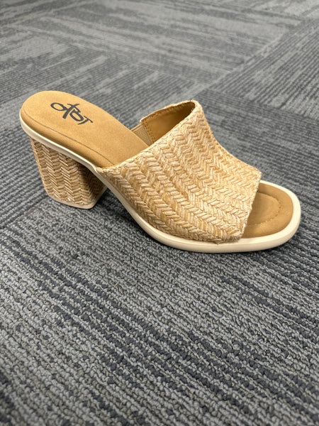 OTBT Bravura Raffia