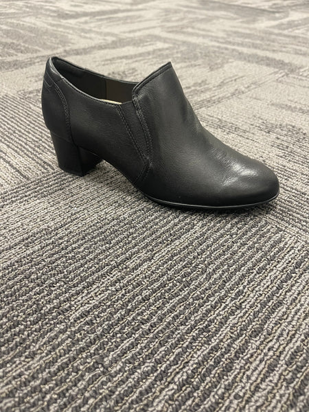 Clarks Linnae Way Black