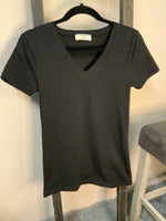 Black Fitted T